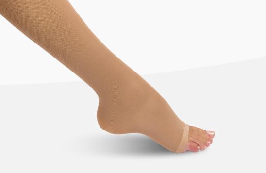 Summer Compression Stocking Features to Keep you Cool and Looking Hot